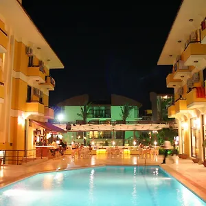 Albano Otel Çeşme